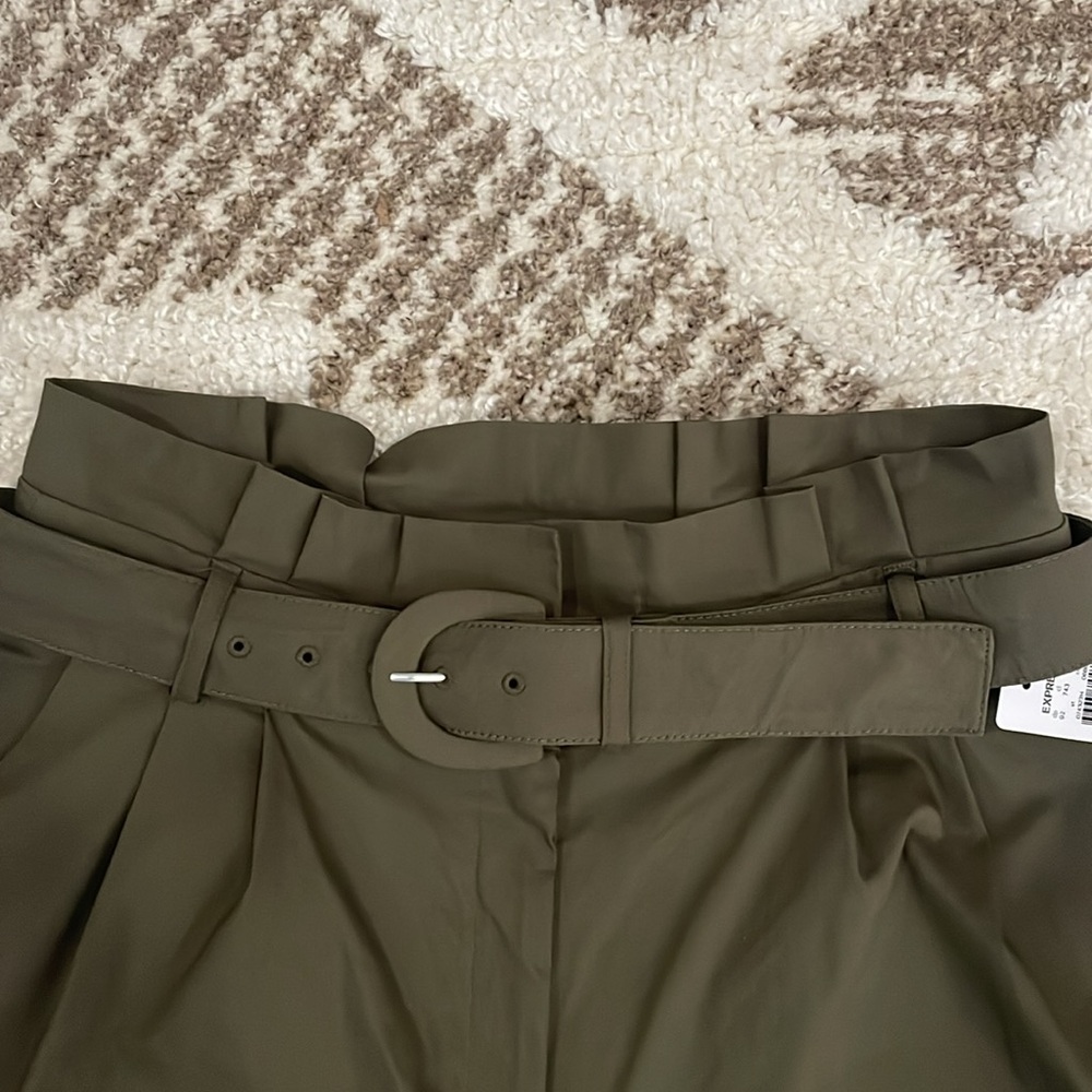 NWT Super Cute EXPRESS Wide Leg 8Long Pants - Picture 4 of 12